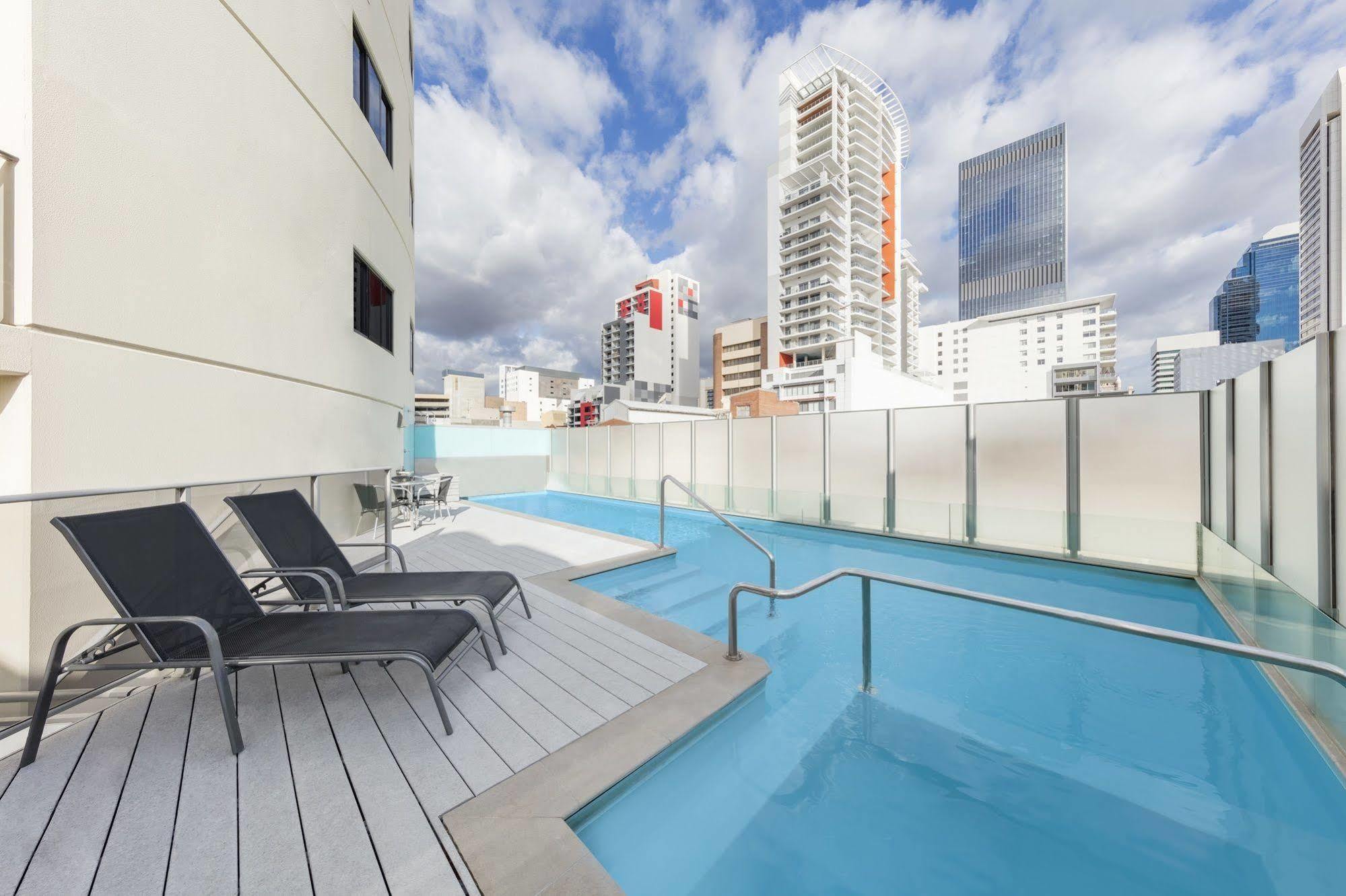 Adina Apartment Hotel Perth Barrack Plaza Zewnętrze zdjęcie